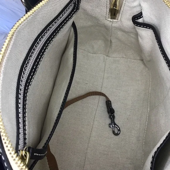 Dooney & Bourke black lucca leather satchel - Picture 10 of 12